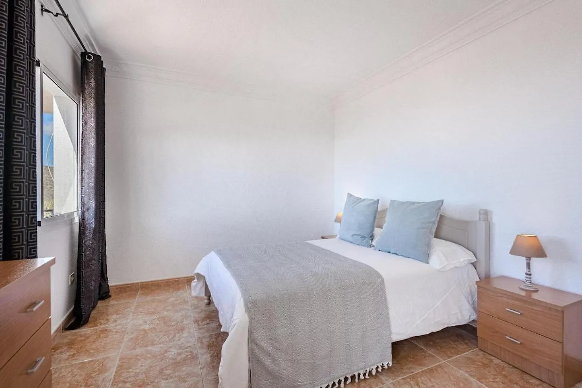 בית נופש אדחה Tantulia Bungalow El Conde 2 Rooms ספרד